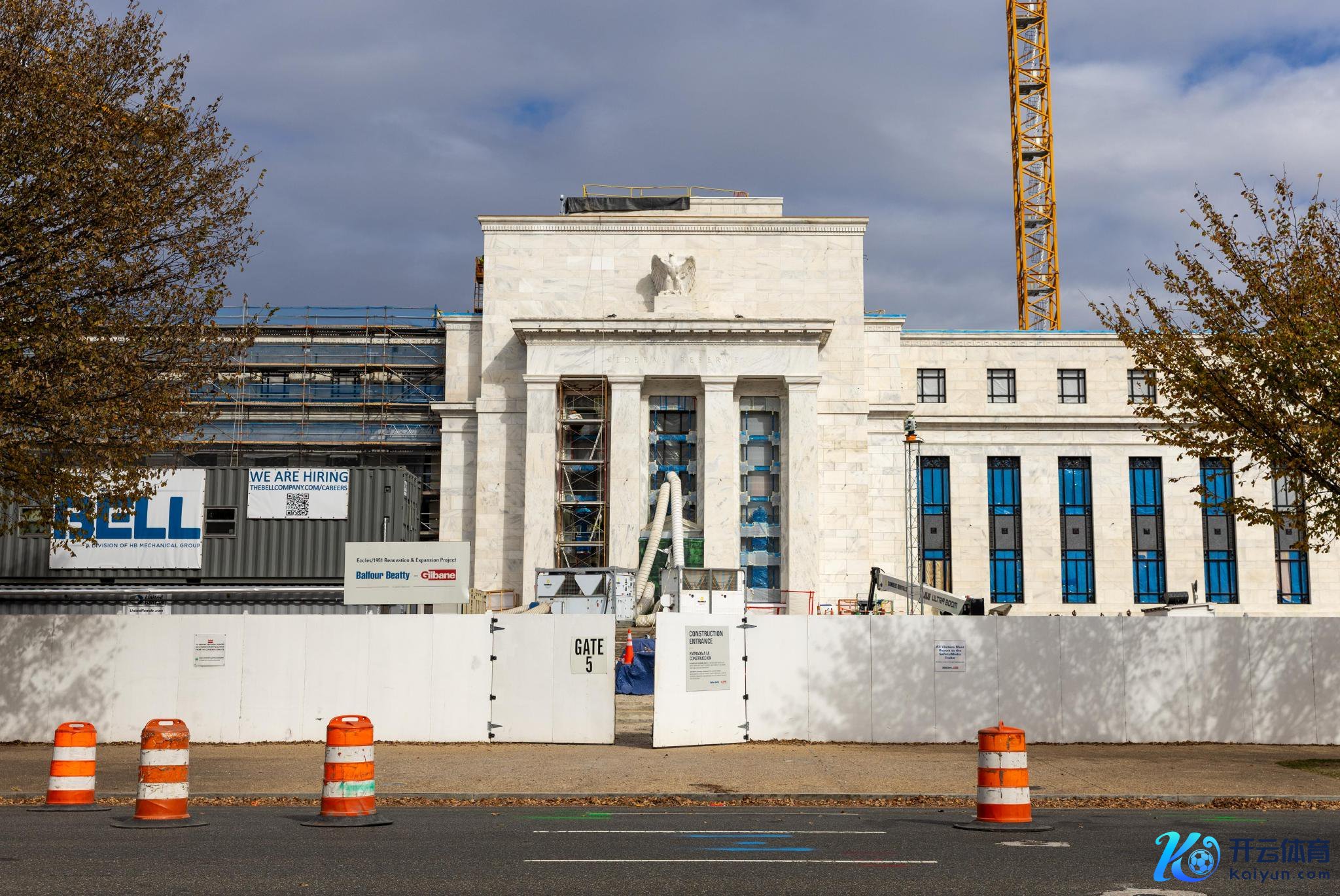  　　这是10月29日在好意思国齐门华盛顿拍摄的好意思国联邦储备委员会大楼外景。新华社记者胡友松摄